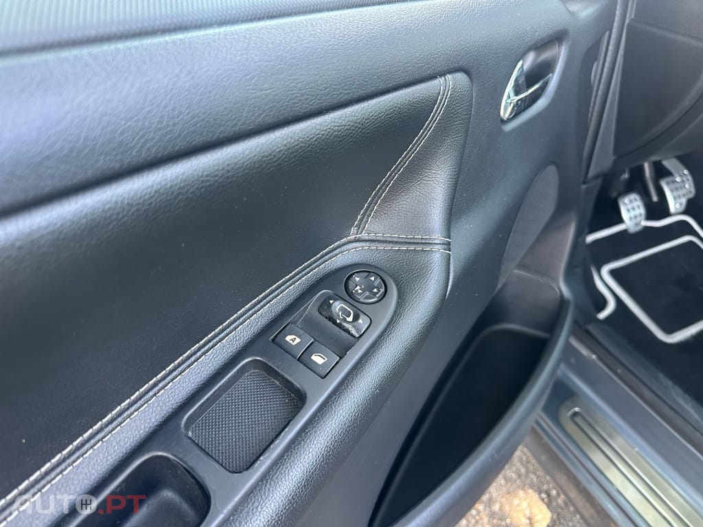 Peugeot 207 CC 1.6 VTi Active
