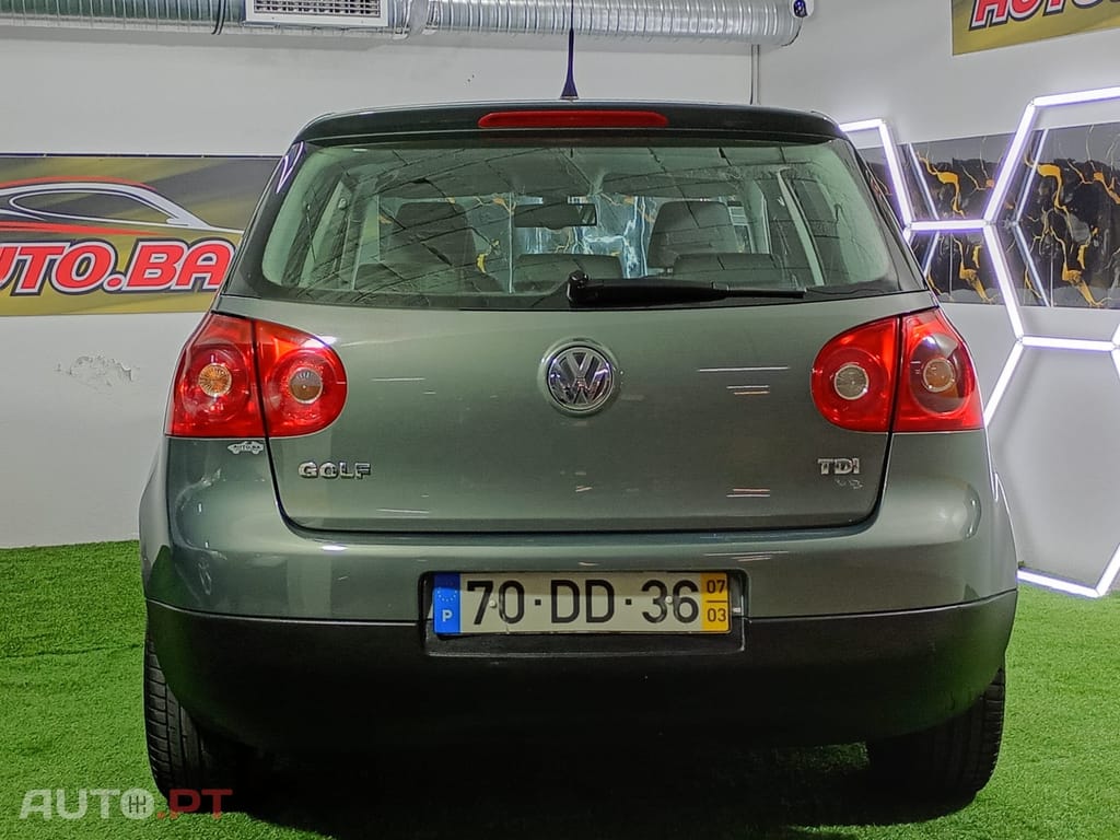 Volkswagen Golf 1.9 TDi 6V Confortline