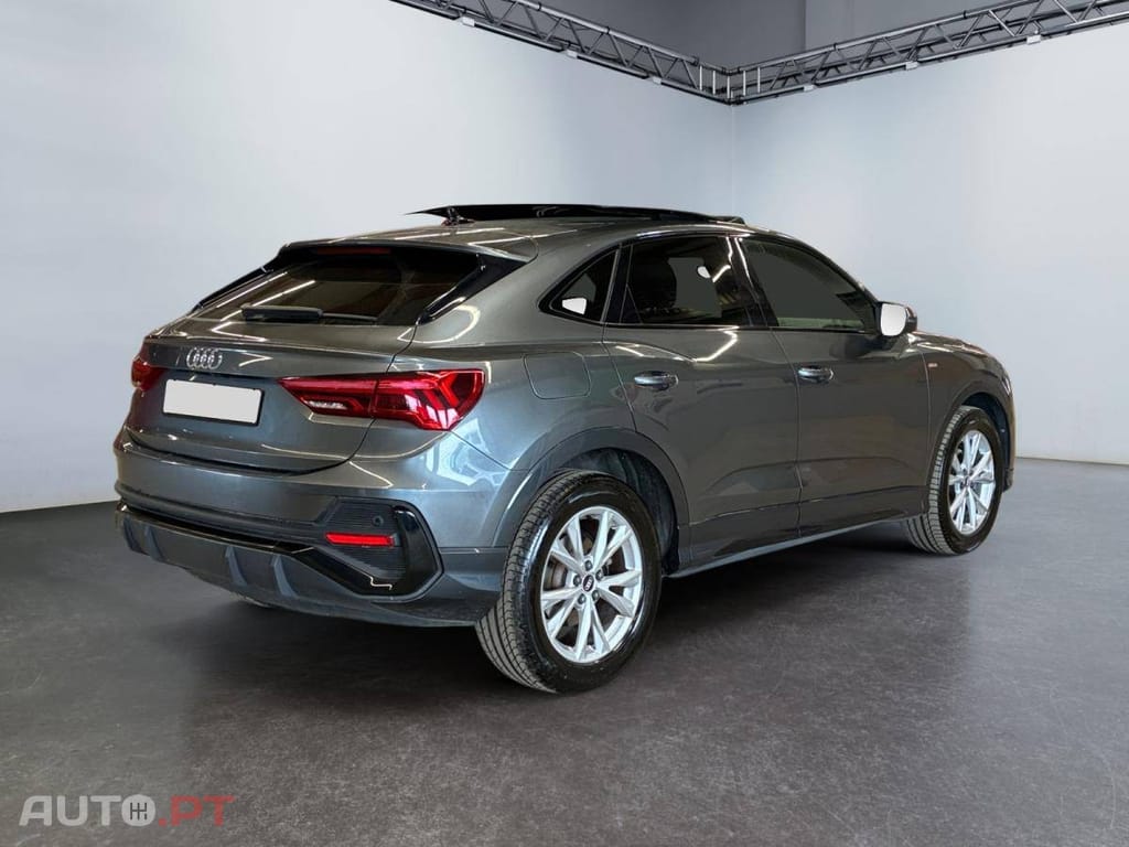 Audi Q3 35 TFSI S Tronic S Line