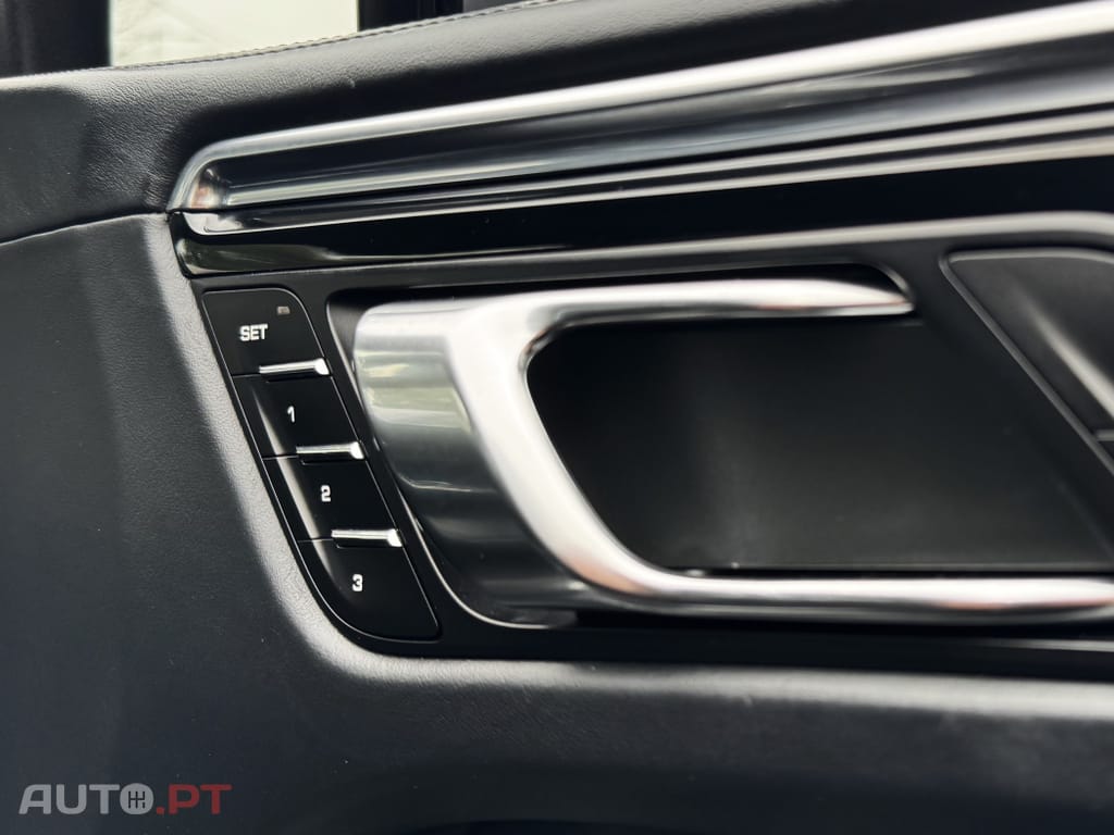 Porsche Macan S