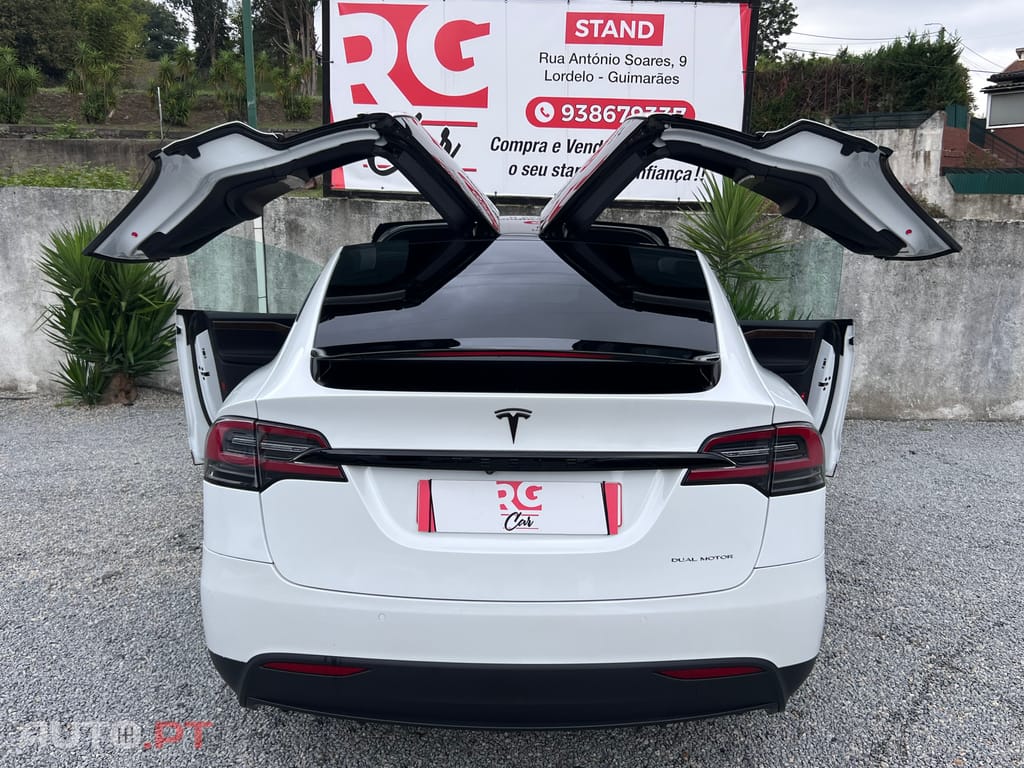 Tesla Model X Long Range Plus