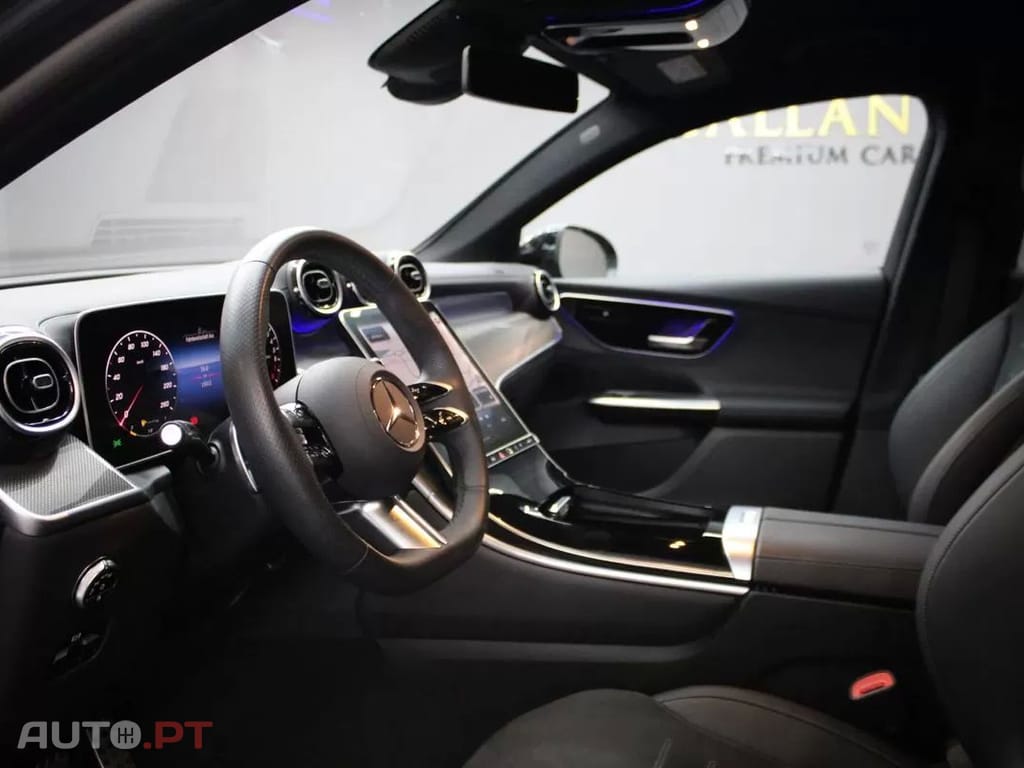 Mercedes-Benz GLC 300  E Coupe 4matic 9g  Tronic Amg Line Advanced