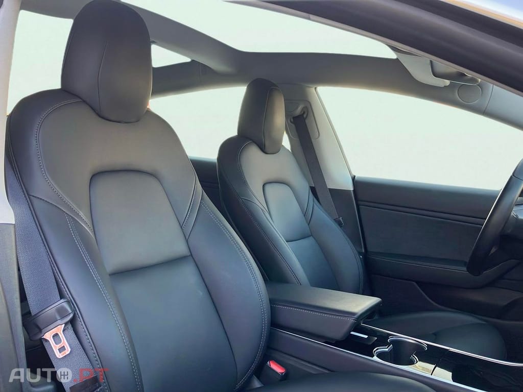 Tesla Model 3 Long-Range Dual Motor AWD