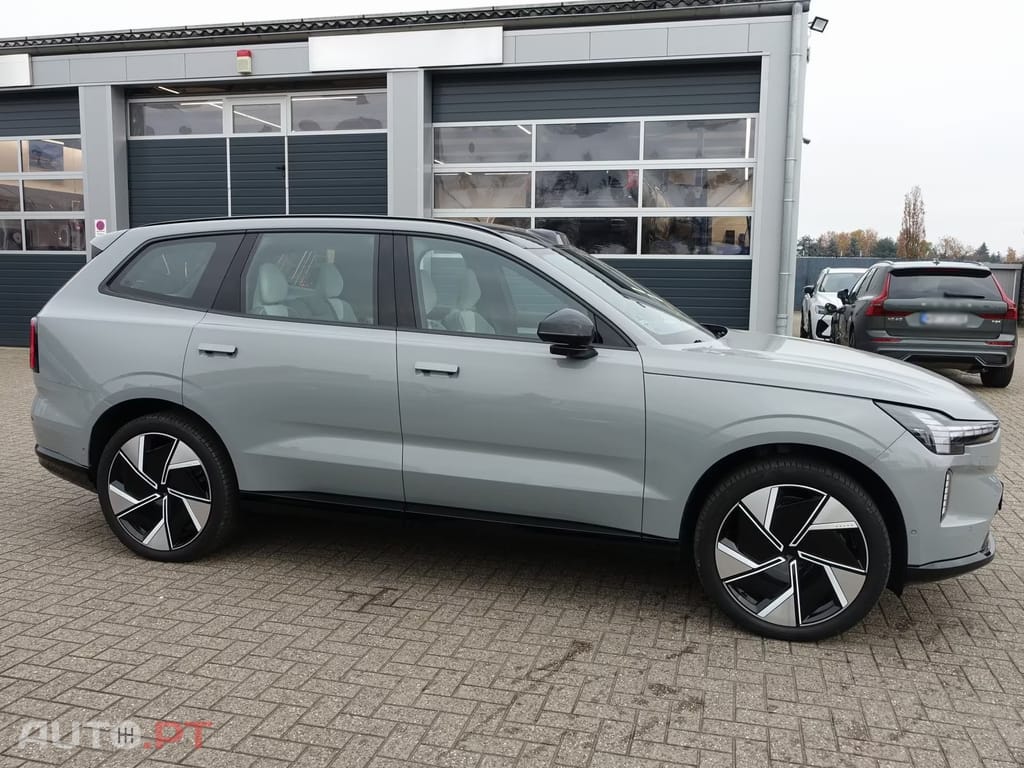 Volvo EX90 Twin Motor Performance Ultra
