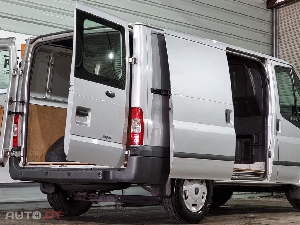 Ford Transit 350L 2.2 TDCi Longa-T.Médio