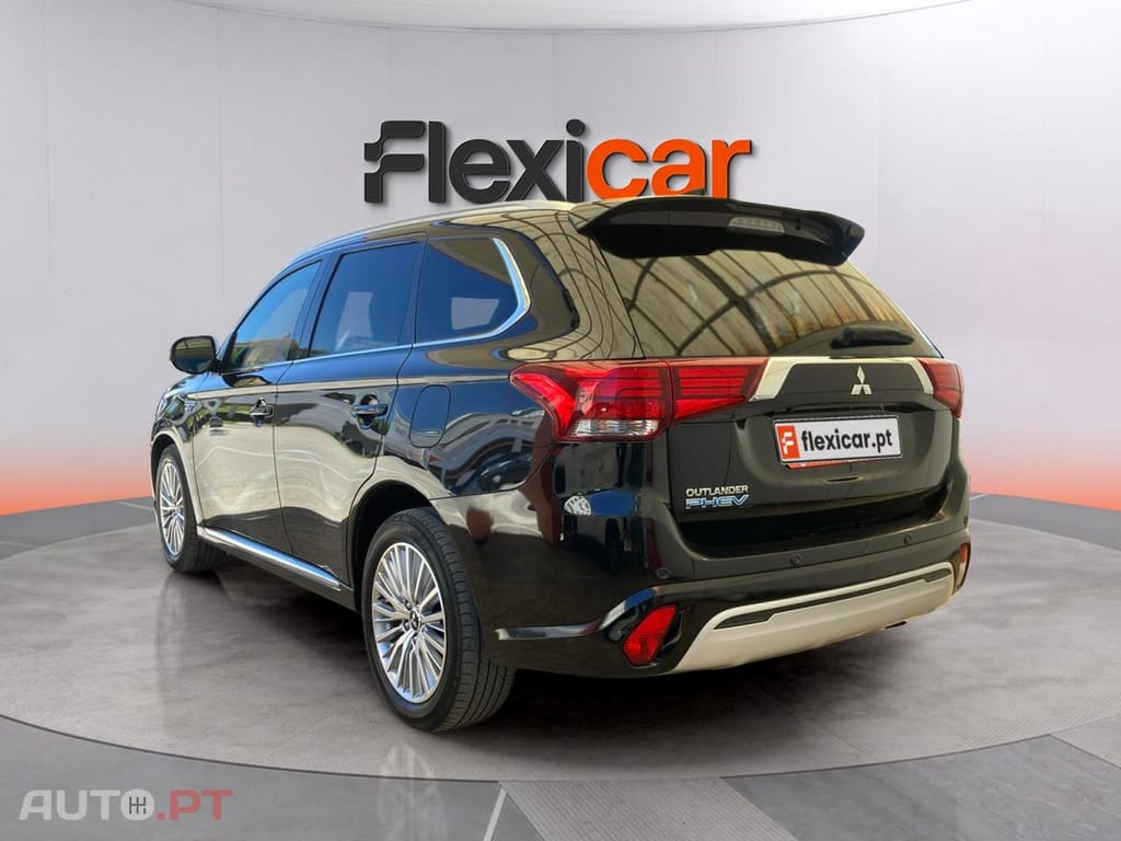 Mitsubishi Outlander 2.4 Instyle