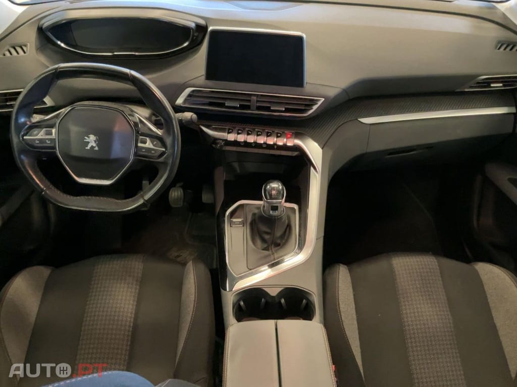 Peugeot 3008 1.2 PureTech Active