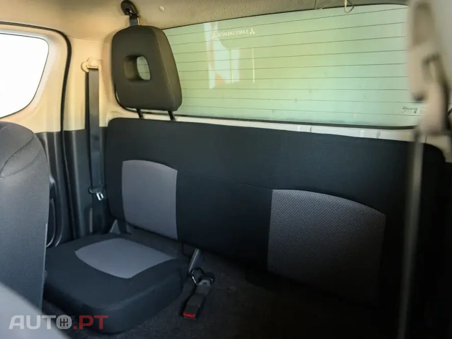 Mitsubishi L200 2.4 DI-D CD Invite Space Cab 3L 4WD