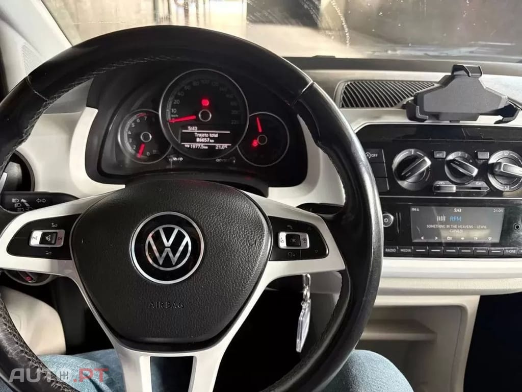 Volkswagen Up! 1.0 Move Beats