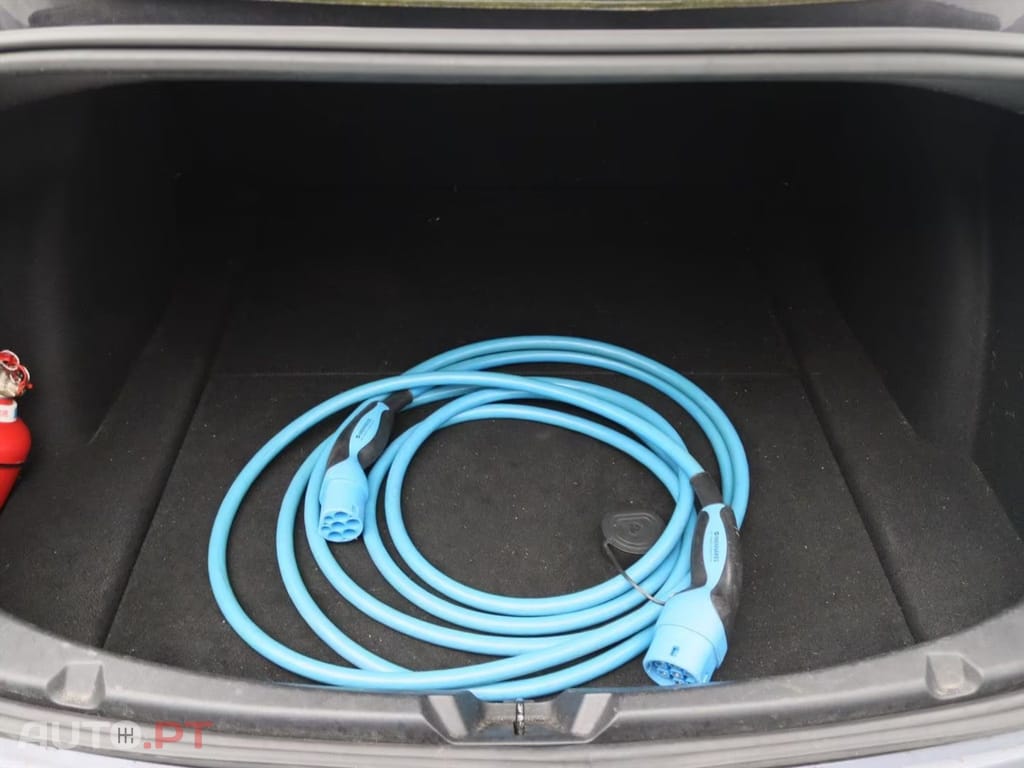 Tesla Model 3 Standard RWD Plus 92%