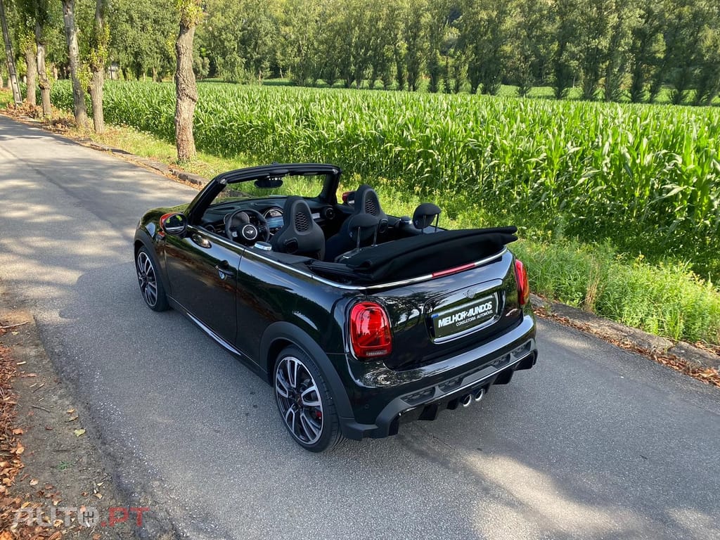 MINI John Cooper Works Plus Auto Desportiva