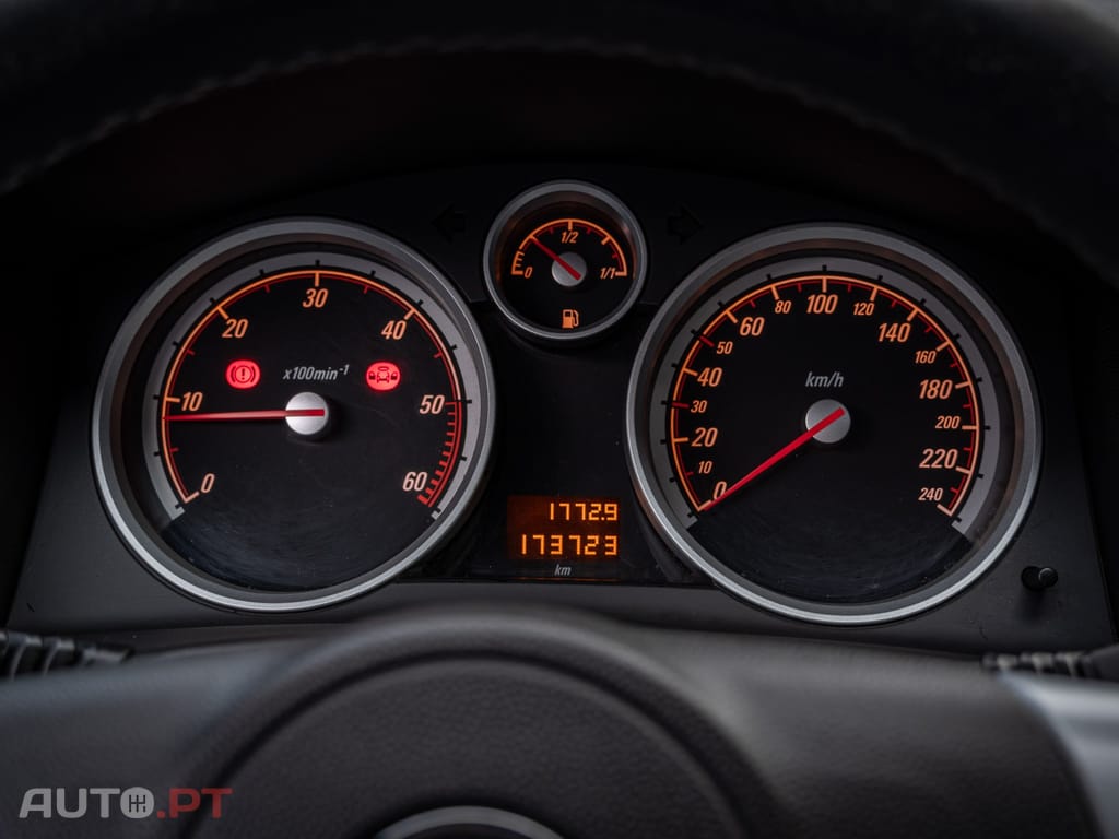 Opel Astra GTC 1.7 CDTi