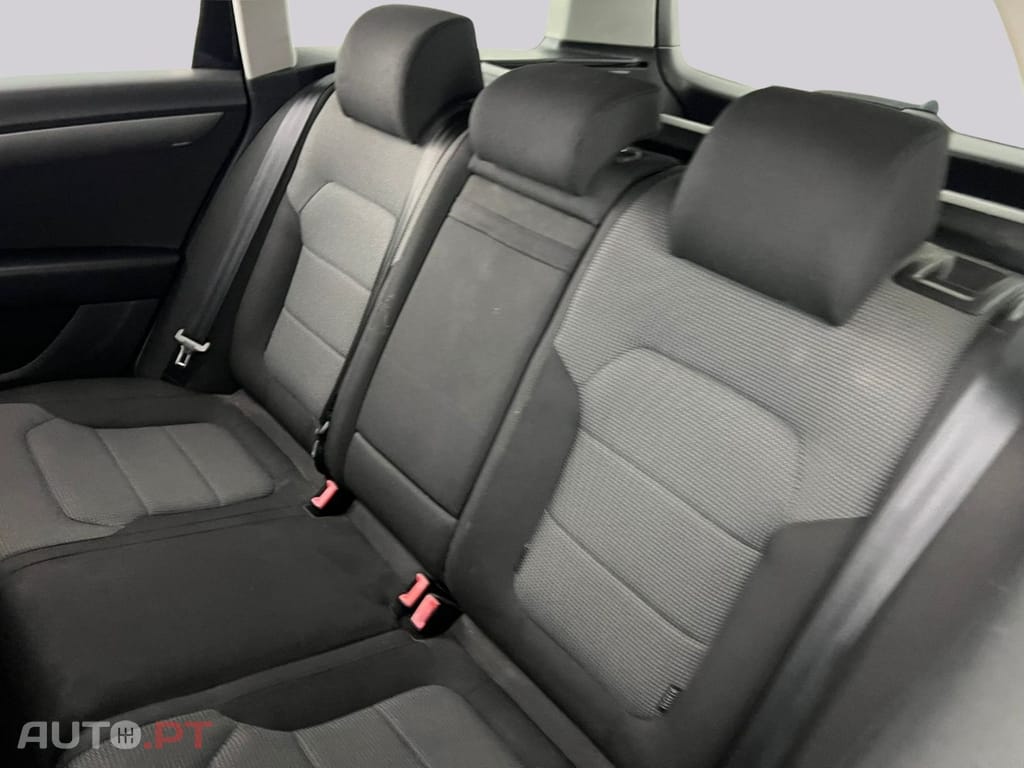 Volkswagen Passat Variant 1.6 TDI CONFORTLINE 