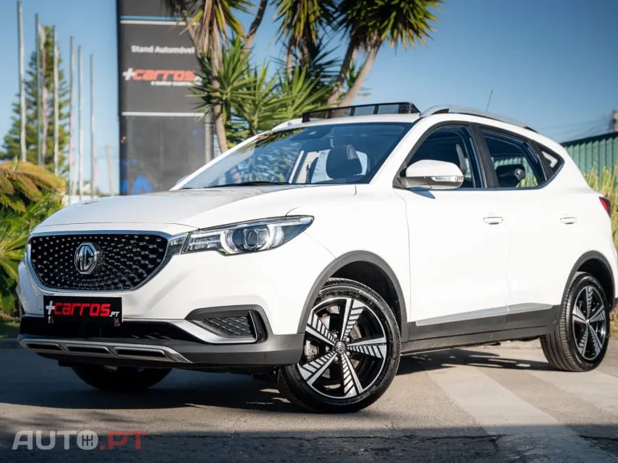 MG ZS EV 44.5 kWh Luxury