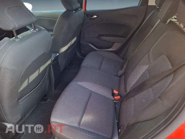 Renault Clio TCe 100 Intens