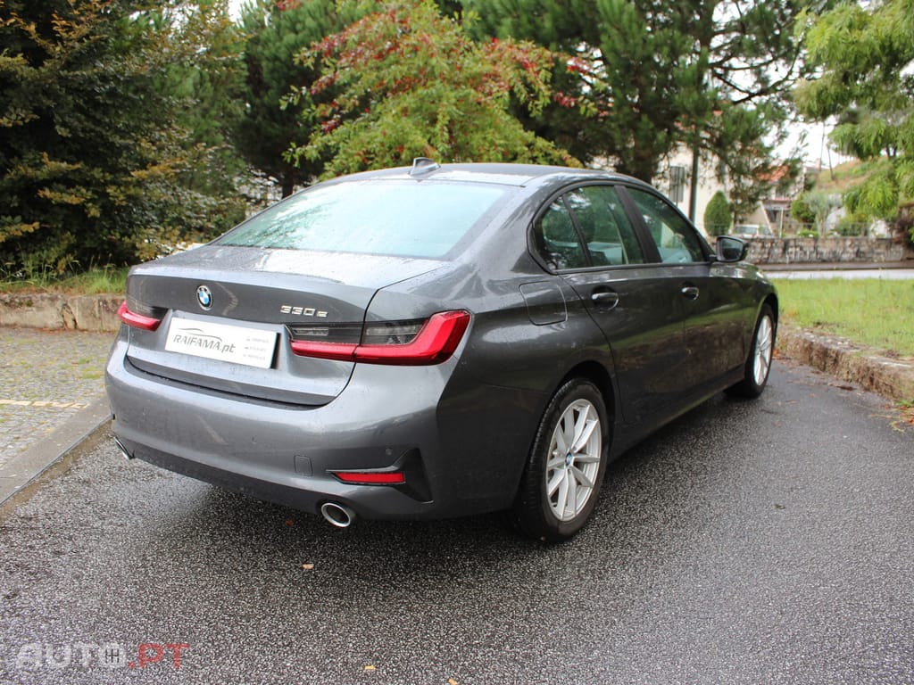 BMW 330 330e Hibrido Plug-In