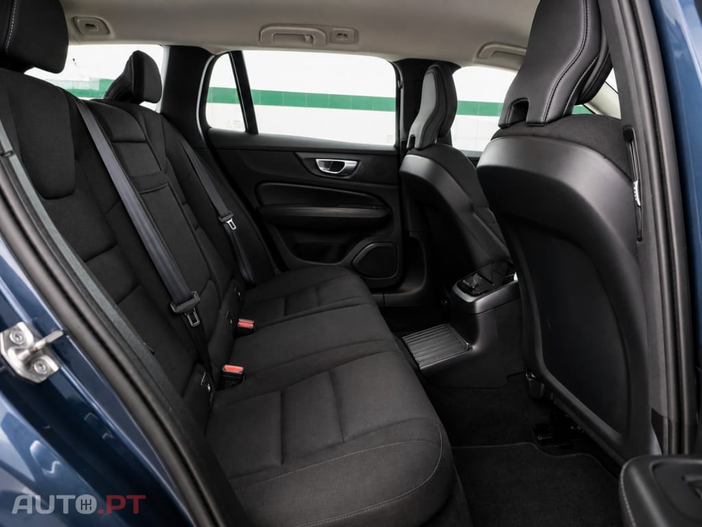 Volvo V60 2.0 T6 AWD TE Inscription Expression