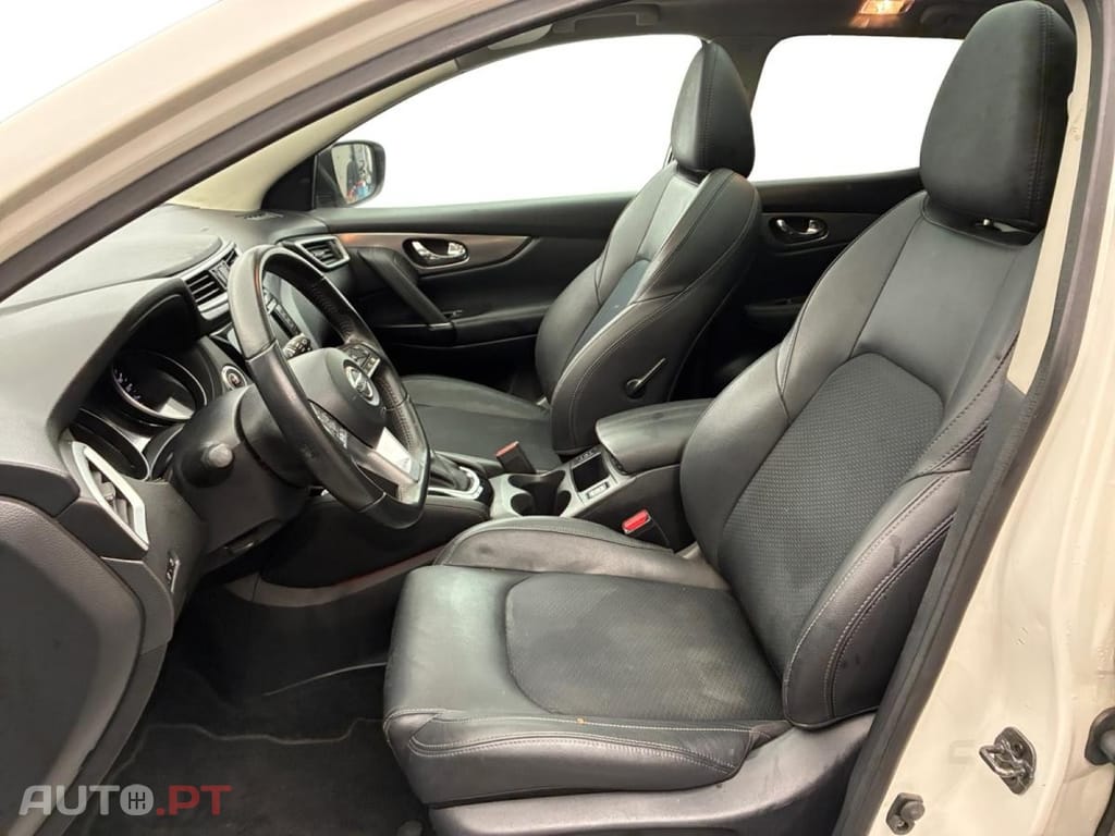 Nissan Qashqai 1.3 DIG-T Tekna DCT