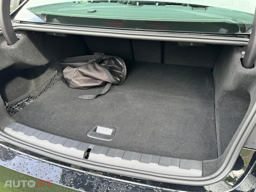 BMW 320 e Auto