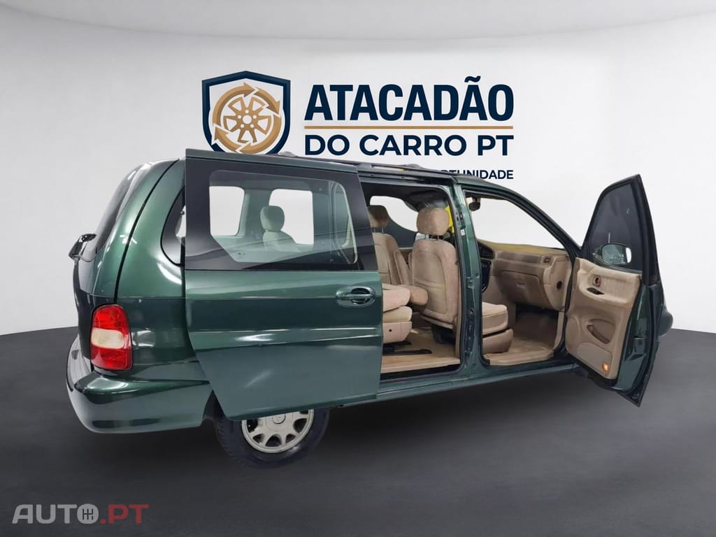 Kia Carnival LS
