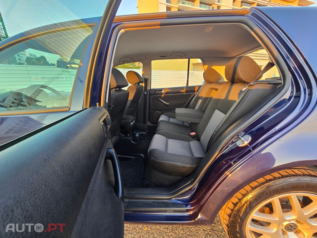 Volkswagen Golf 1.9 TDI Highline 130CV