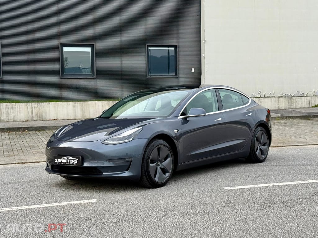 Tesla Model 3 Long-Range Dual Motor AWD