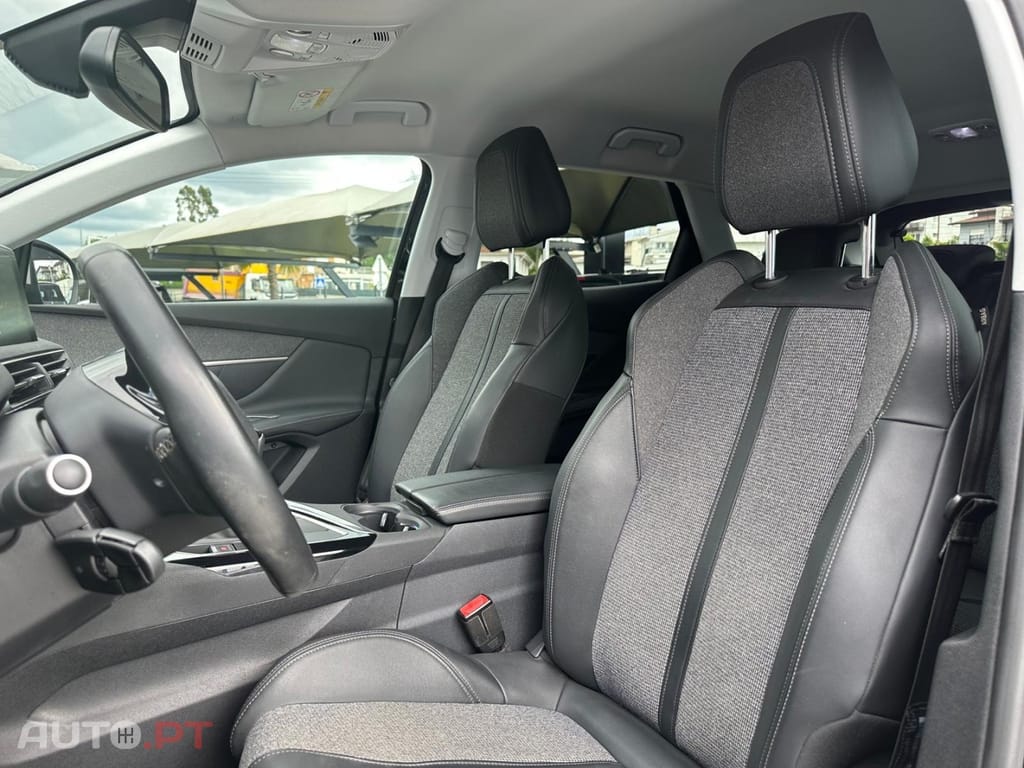 Peugeot 3008 1.5 BlueHDi Allure