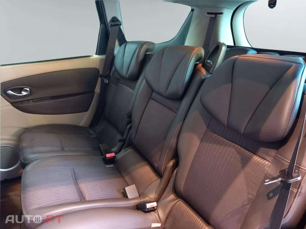 Renault Mégane Scenic 1.5 dci 110cv 
