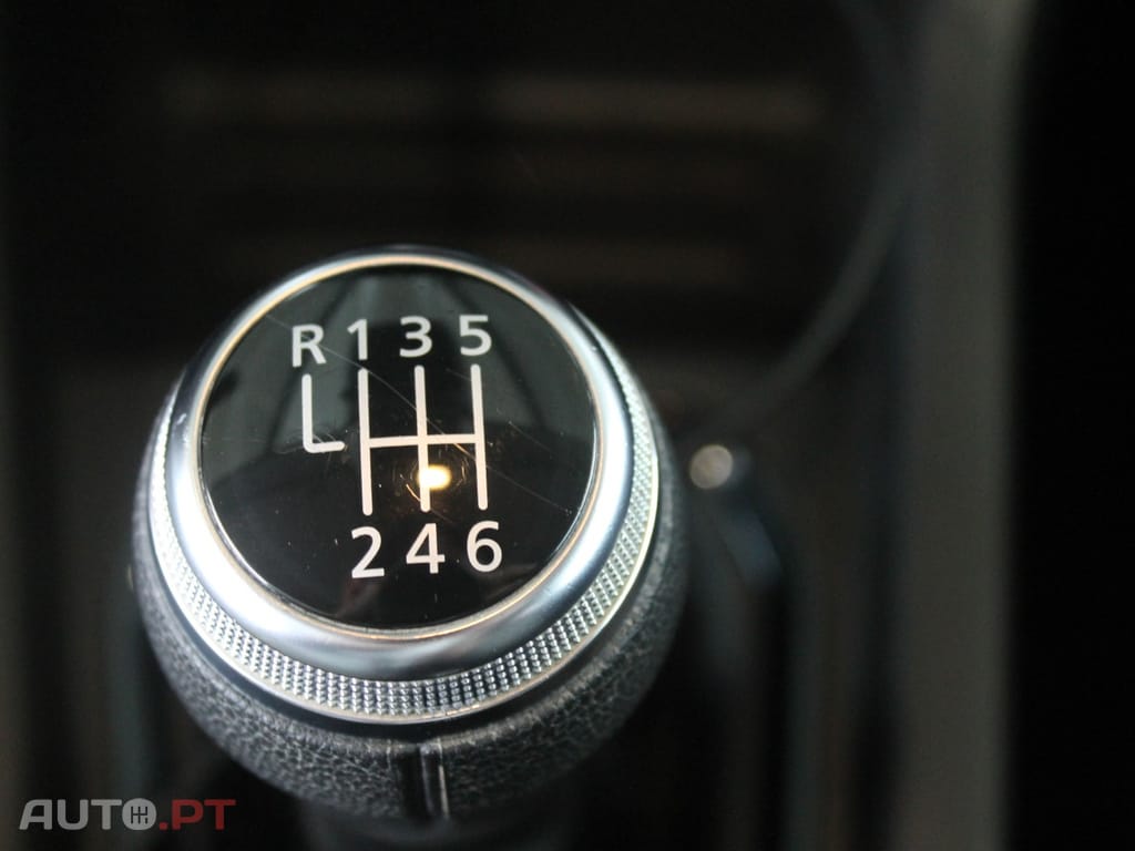 Renault Clio 1.0 TCe Limited Bi-Fuel