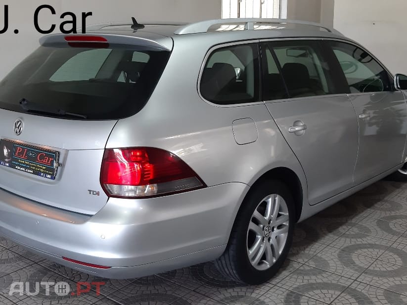 Volkswagen Golf Variant Confortline 1.6 TDI 105 CV