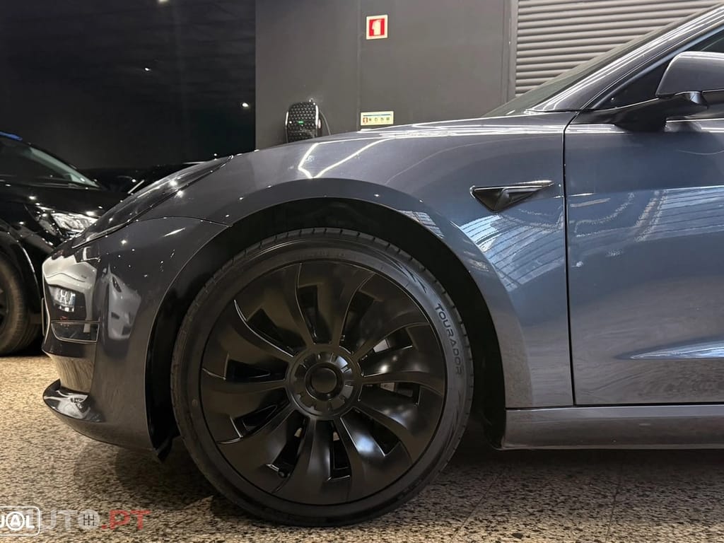 Tesla Model 3 Long Range Tração Integral