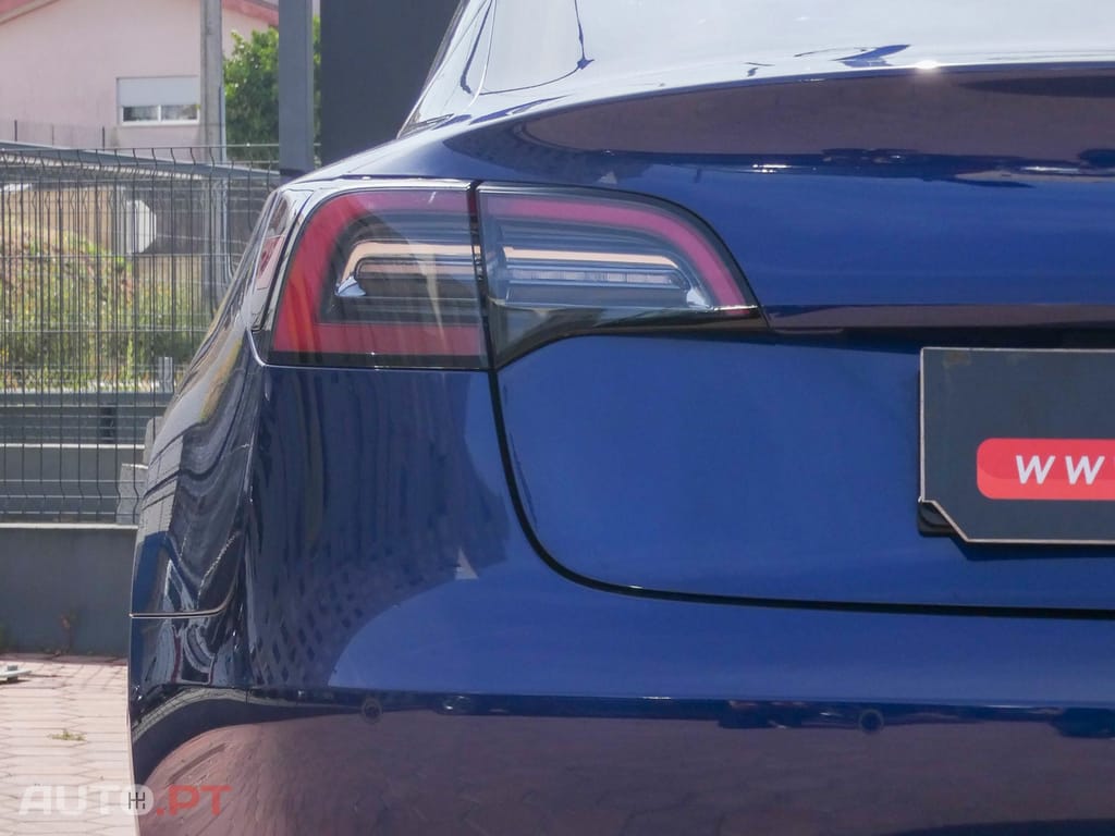 Tesla Model 3 Long Range Tração Integral