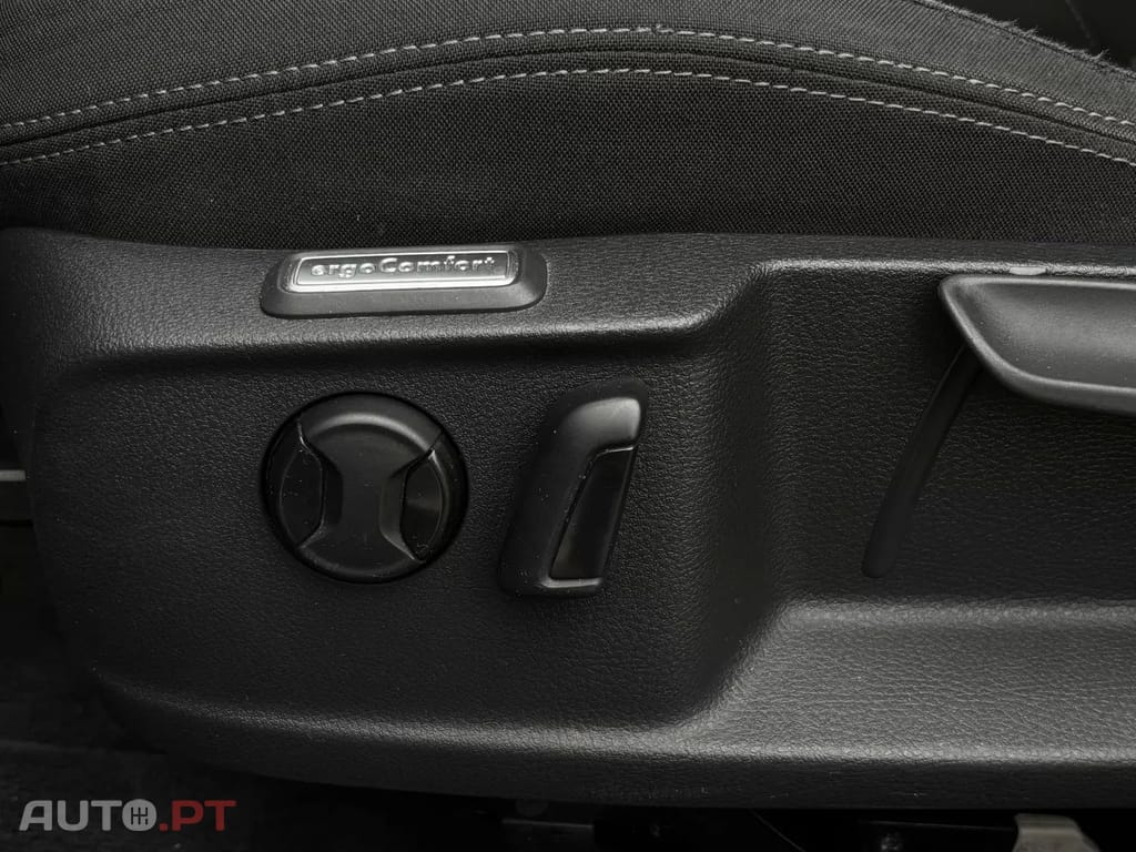 Volkswagen Passat Variant 2.0 TDi Highline DSG