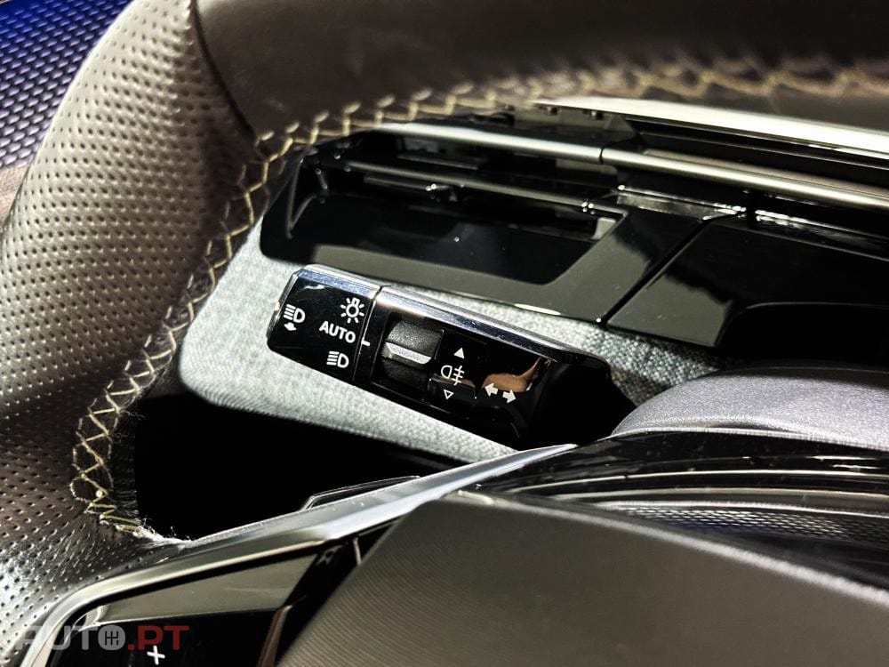 Peugeot E-3008 73 kWh GT