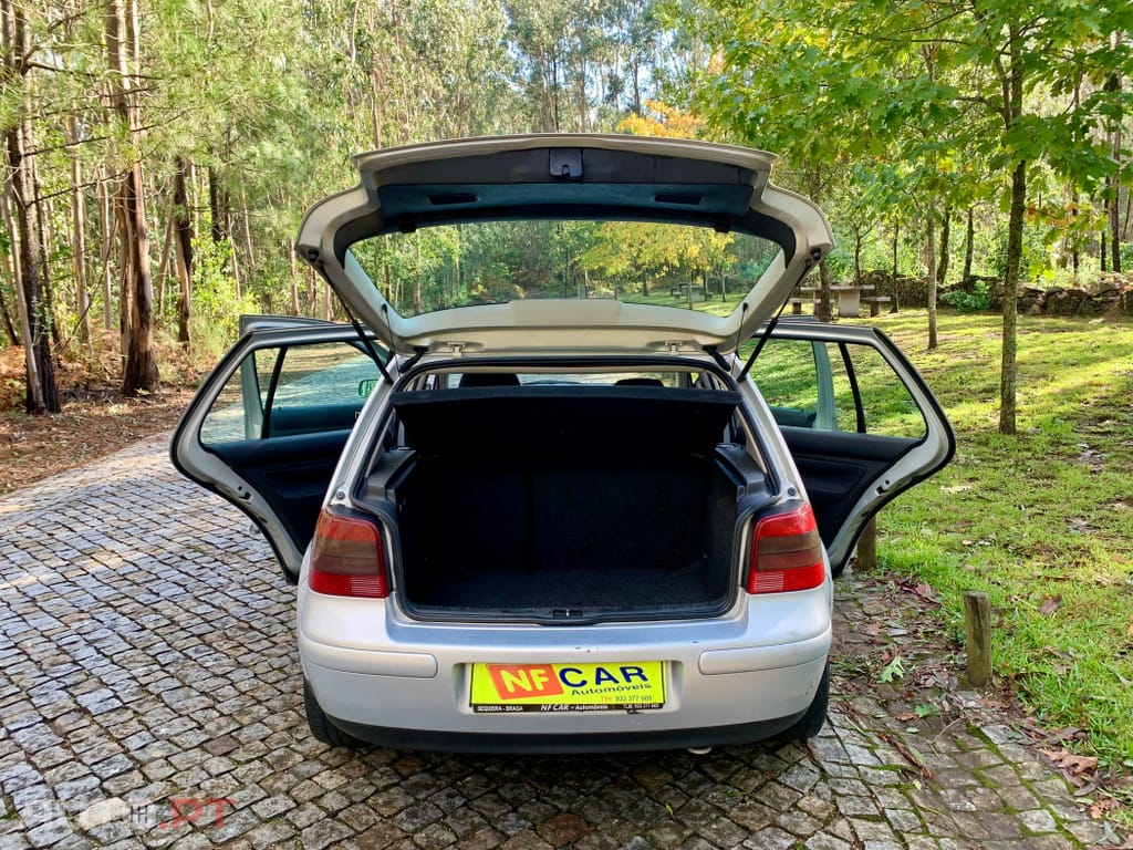 Volkswagen Golf 1.9 TDi Confortline Aut.