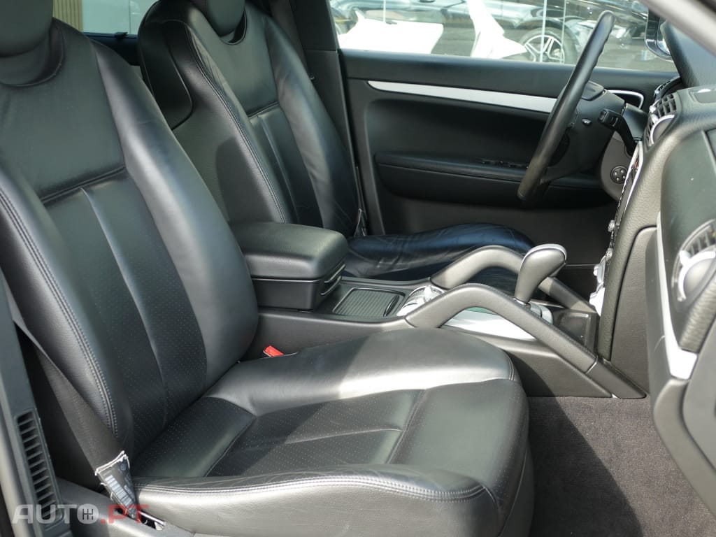 Porsche Cayenne Tiptronic