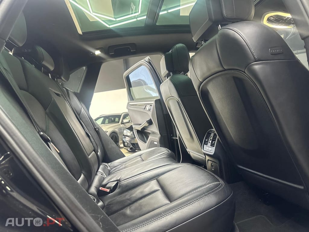 Porsche Macan S