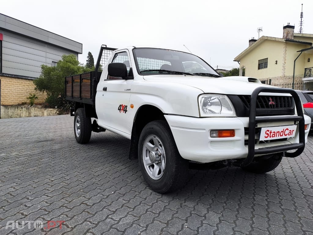 Mitsubishi L200 2.5TDI 4X4