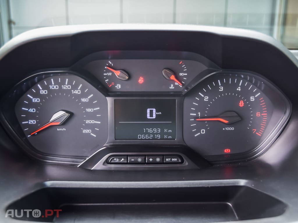 Peugeot Partner 1.5 BlueHDi Longa