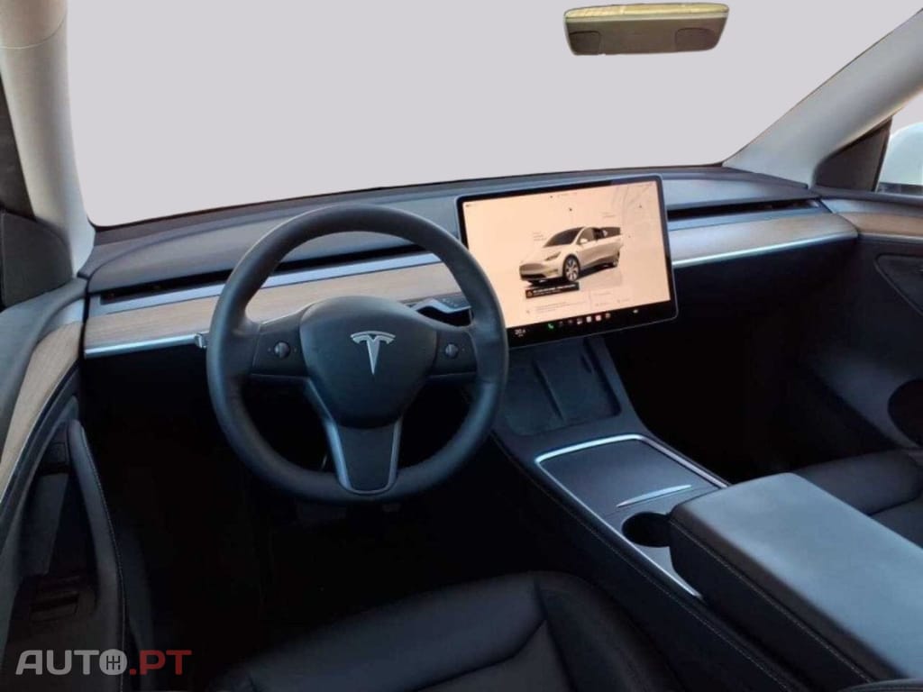Tesla Model Y Long Range Dual Motor I.V.A DEDUTIVEL