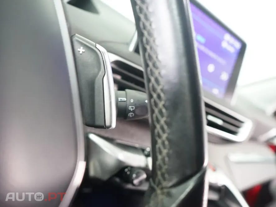 Peugeot 3008 1.2 PureTech Allure EAT8