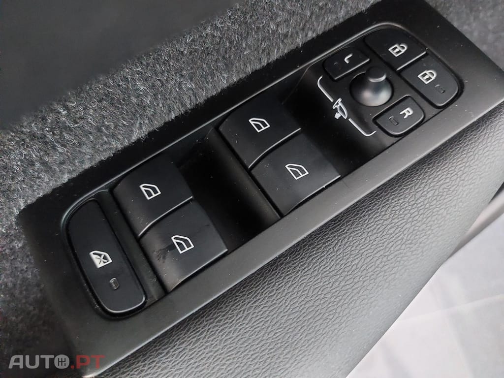 Volvo XC40 1.5 T4 PHEV Inscription Expression