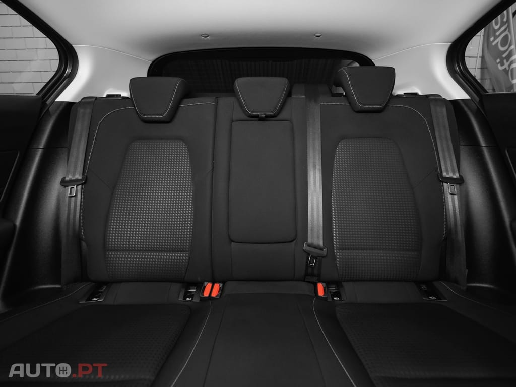 Ford Focus 1.0 EcoBoost MHEV Titanium