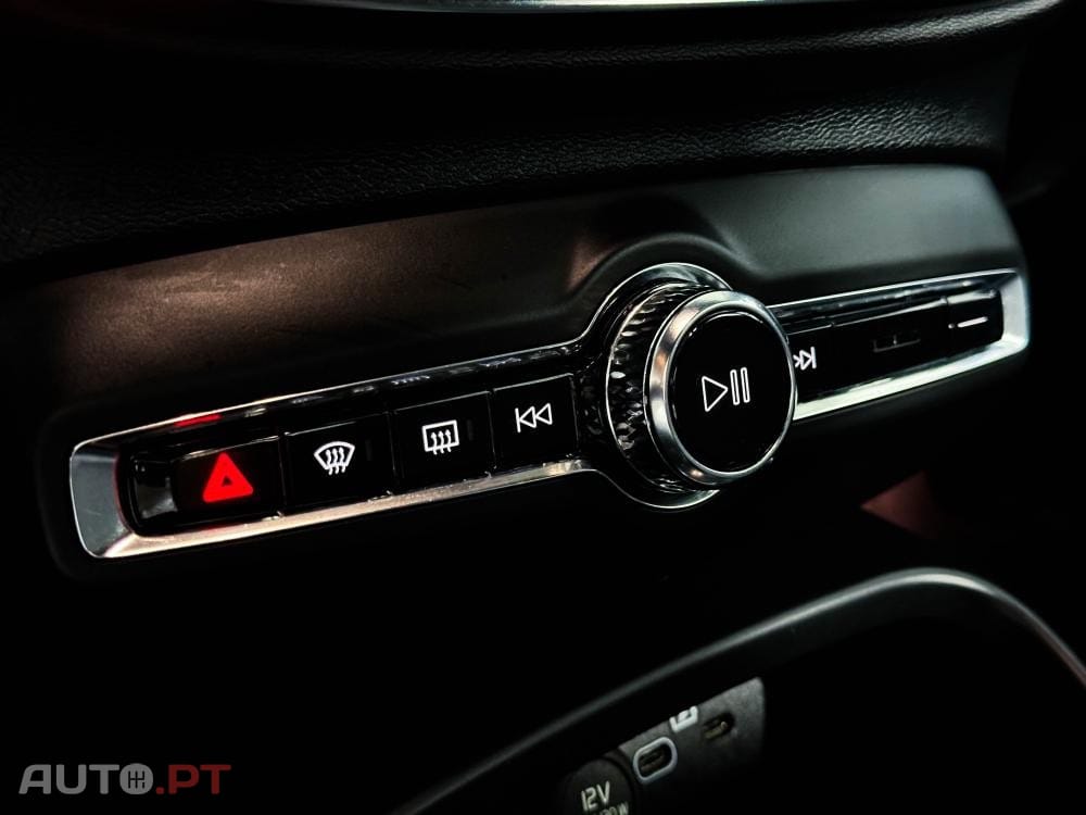 Volvo XC40 Recharge 69 kWh Single Motor Plus