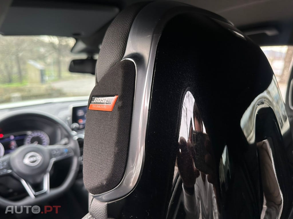 Nissan Juke 1.6 Hybrid Tekna TwoTone T