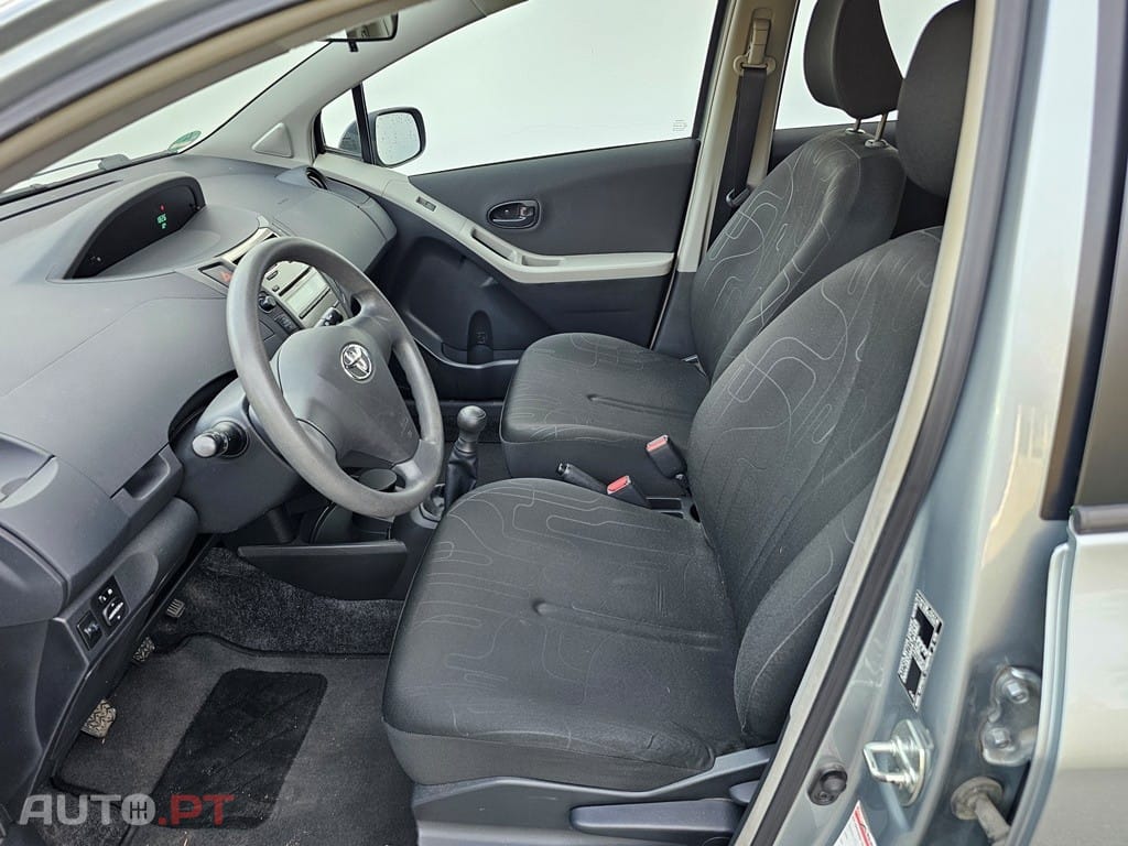 Toyota Yaris 1.0 VVT-i Comfort