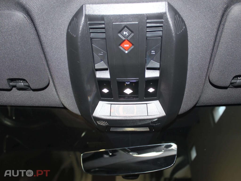 DS DS7 E-Tense 4x4 Performance Line +