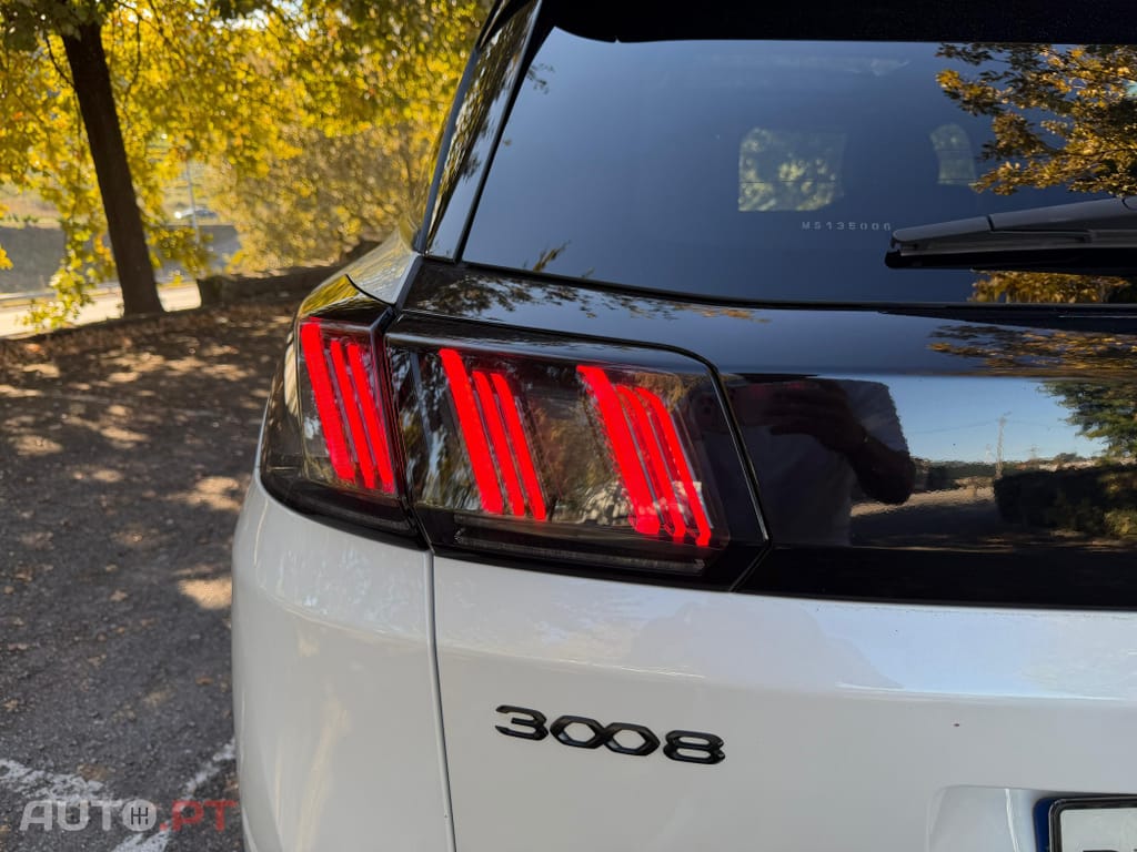 Peugeot 3008 1.6 Hybrid4 GT Pack e-EAT8