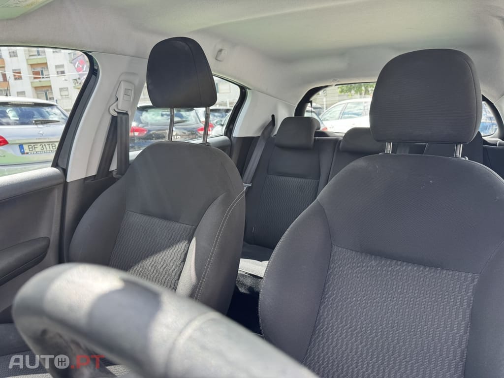 Peugeot 208 1.5 BlueHDi Active Business Pack