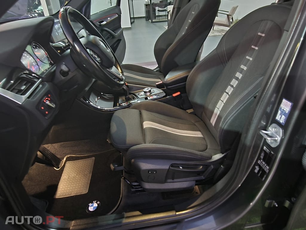 BMW X1 18 d sDrive Auto Line Sport